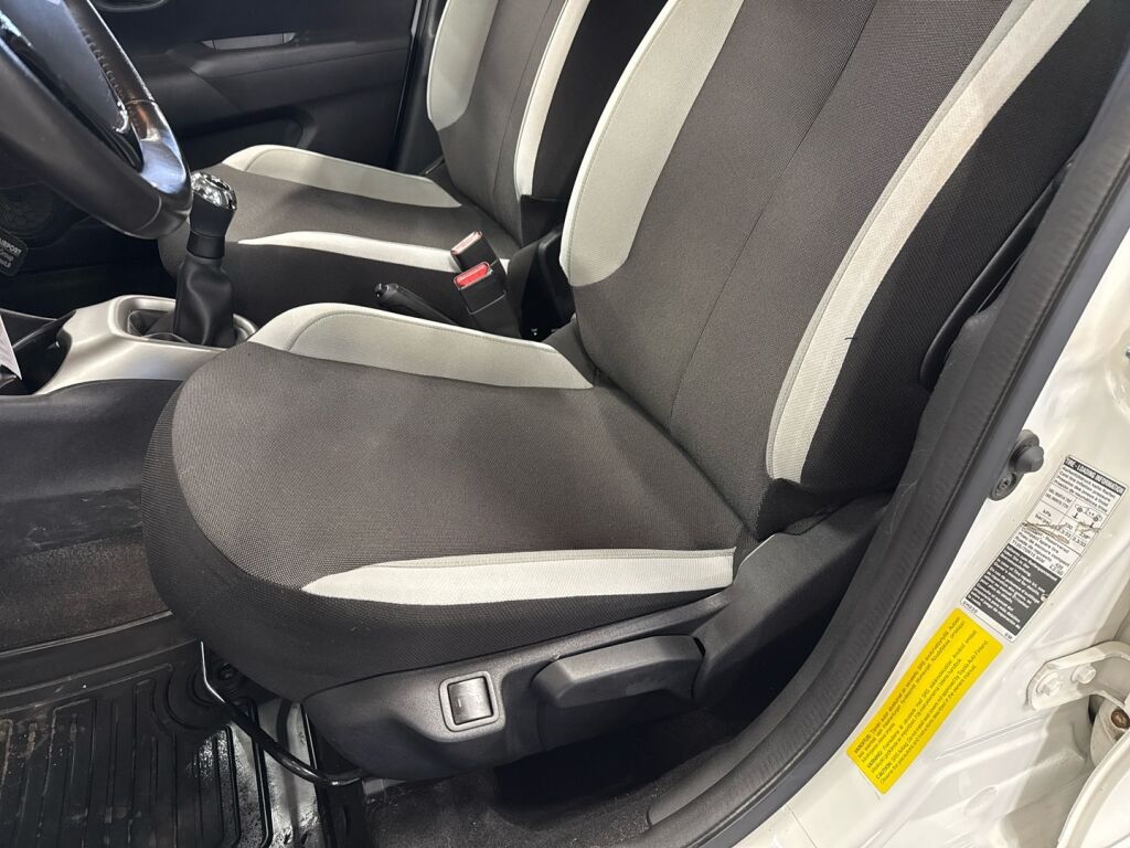 Toyota AYGO 2018 Valkoinen