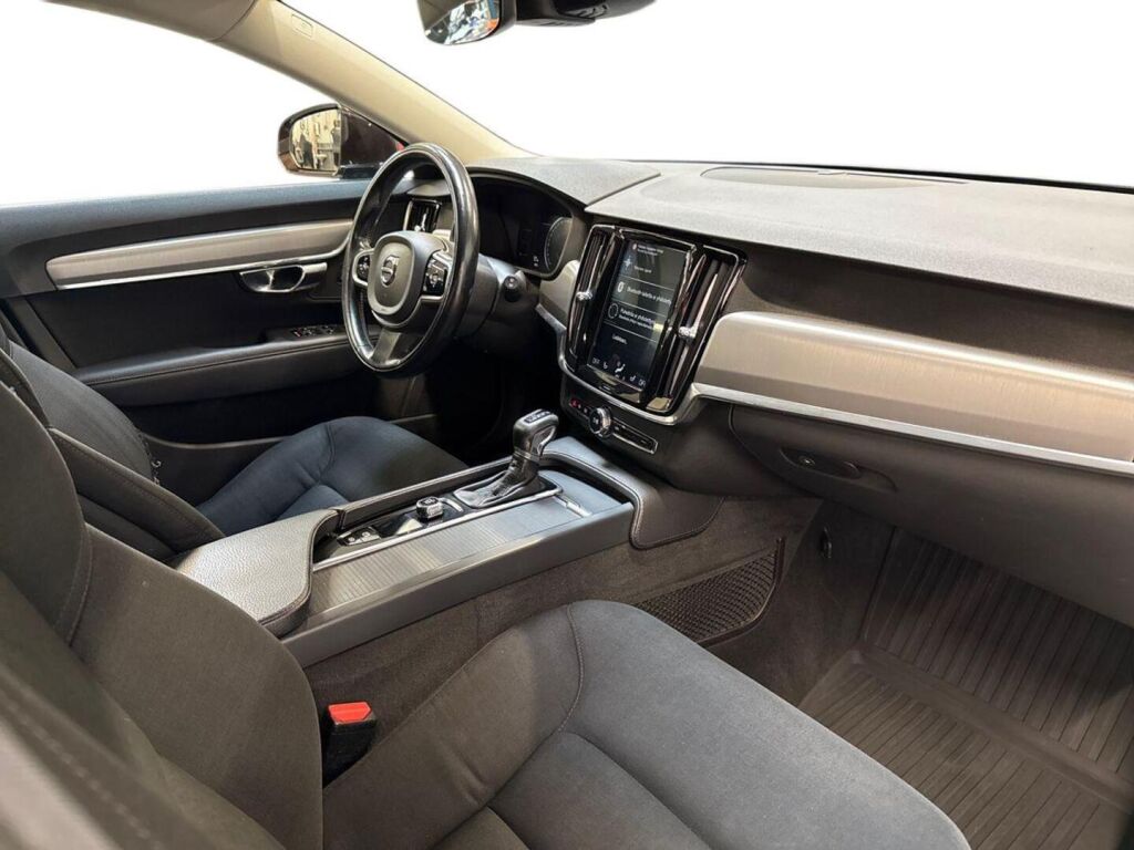 Volvo V90 2018 Ruskea (beige)