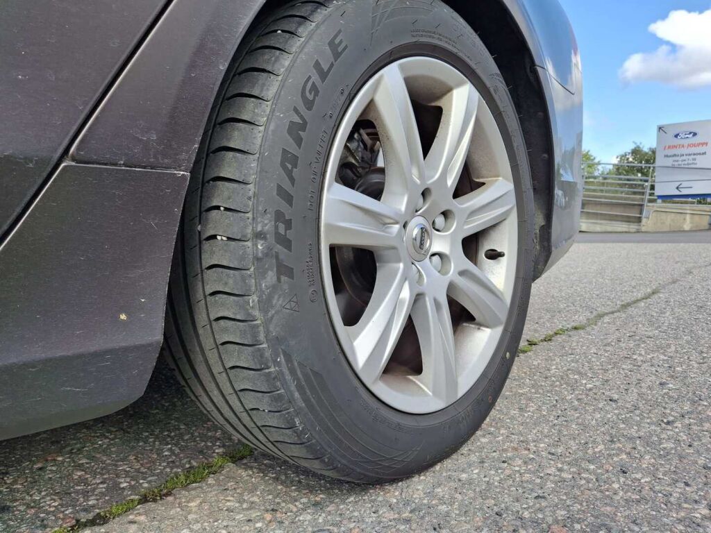 Volvo V90 2018 Ruskea (beige)