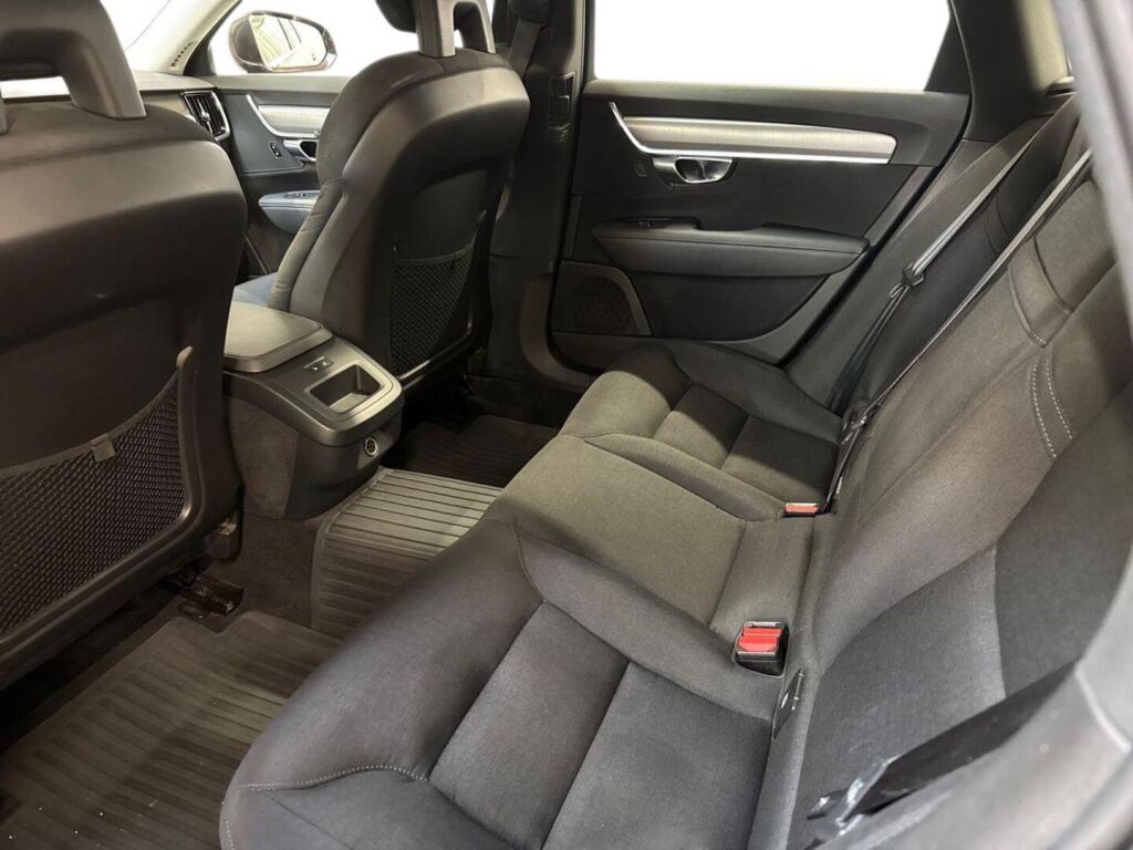 Volvo V90 2018 Ruskea (beige)