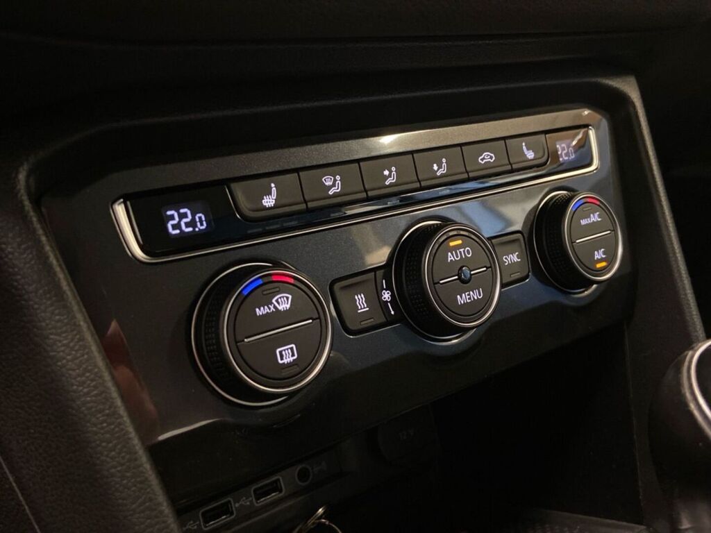 Volkswagen Tiguan 2018 Valkoinen