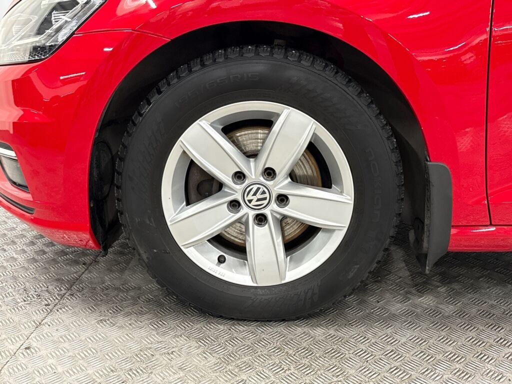 Volkswagen Golf 2018 Punainen