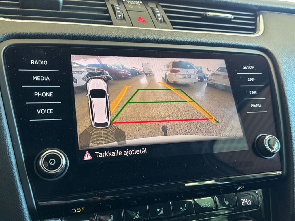 Skoda Octavia 2018 Valkoinen