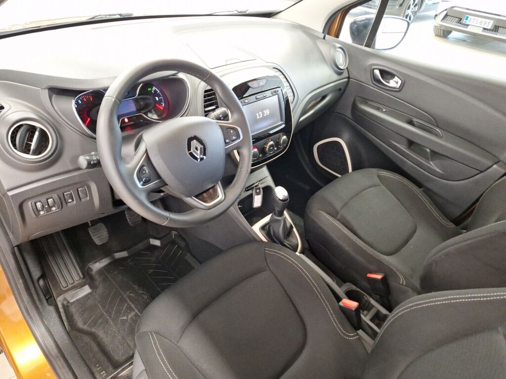 Renault Captur 2018 Oranssi