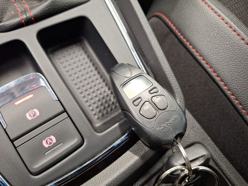 Seat Leon ST 2018 Sininen