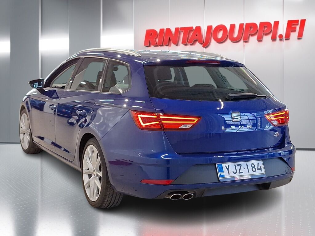Seat Leon ST 2018 Sininen