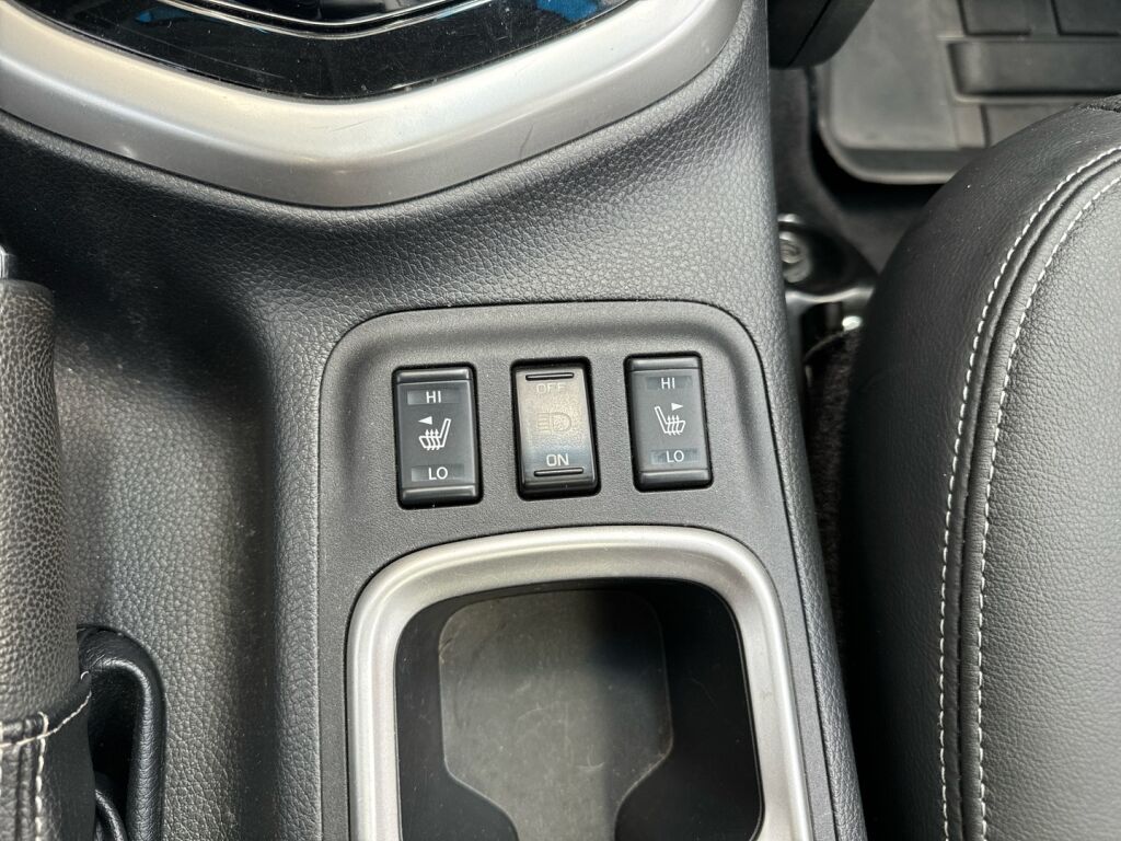 Nissan Navara 2018 Valkoinen