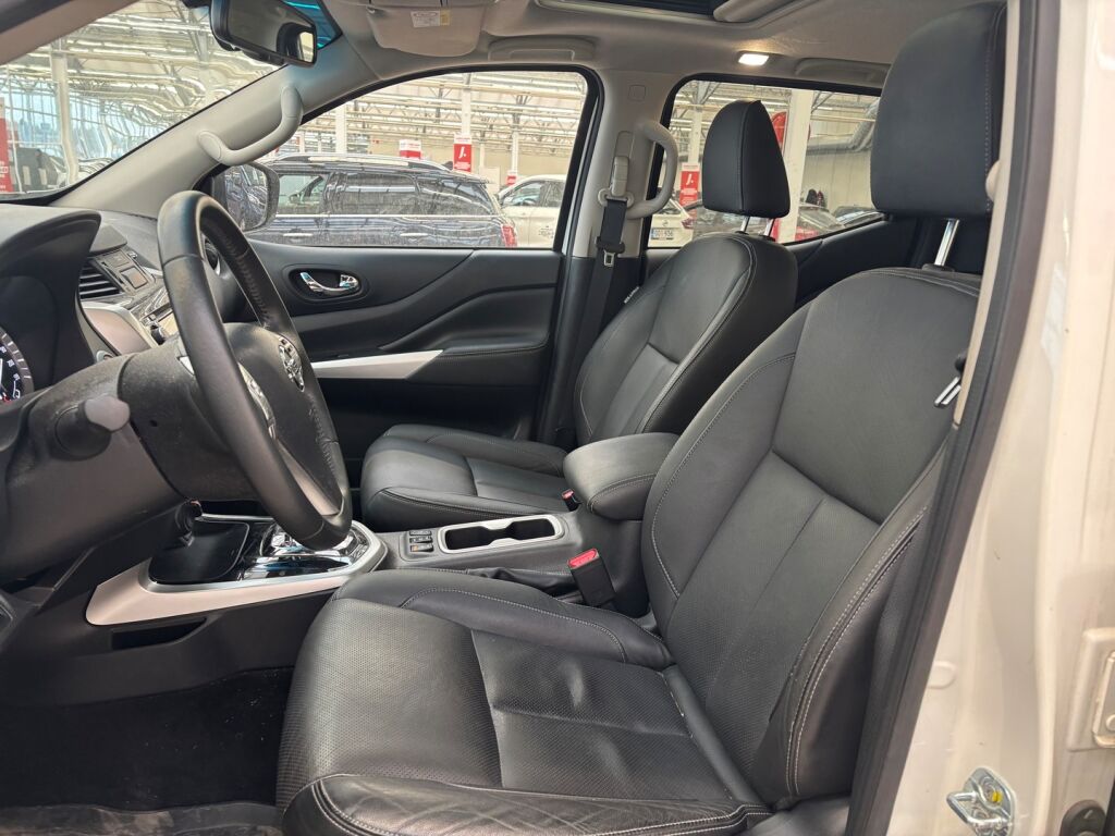 Nissan Navara 2018 Valkoinen