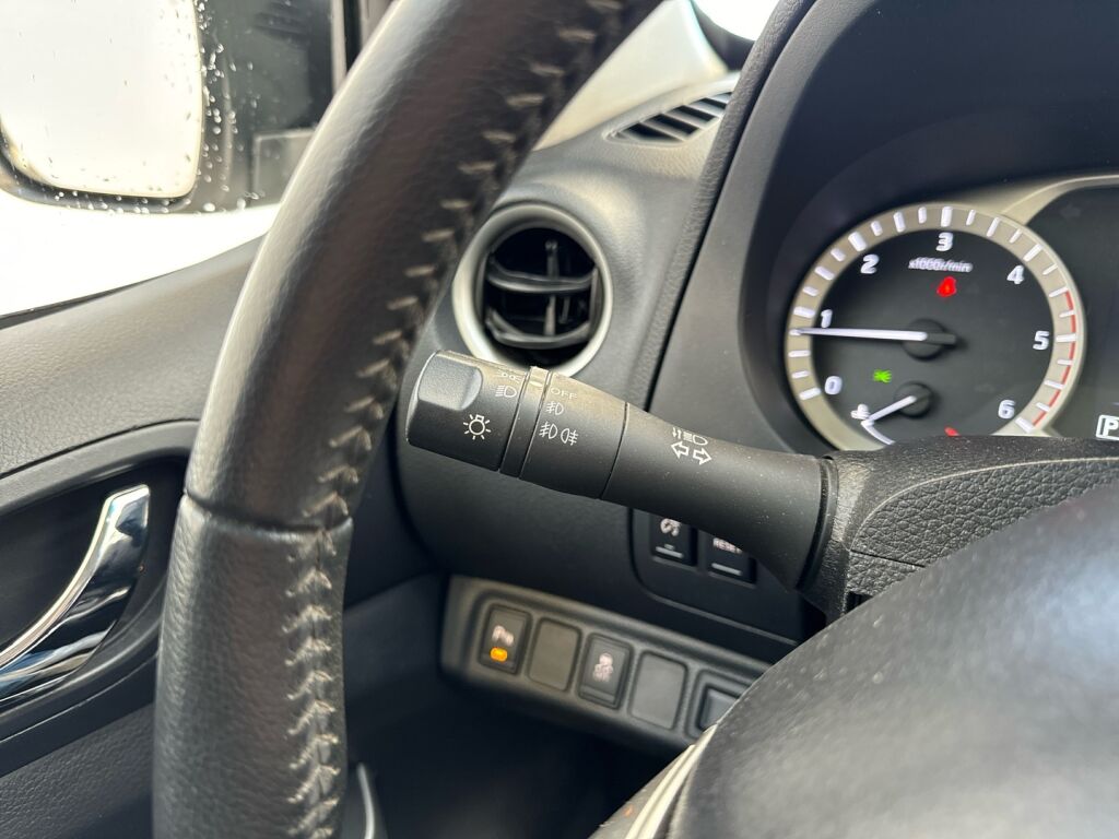 Nissan Navara 2018 Valkoinen