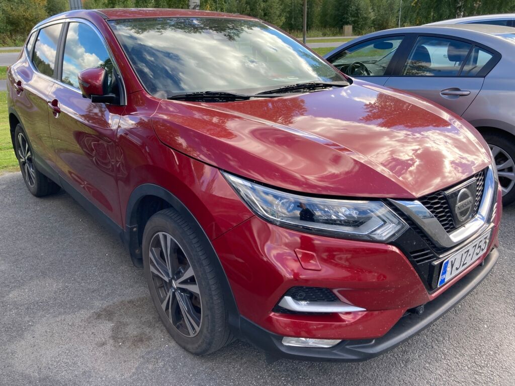 Nissan Qashqai DIG-T 115 N-Connecta LED 2018, photo 2/21