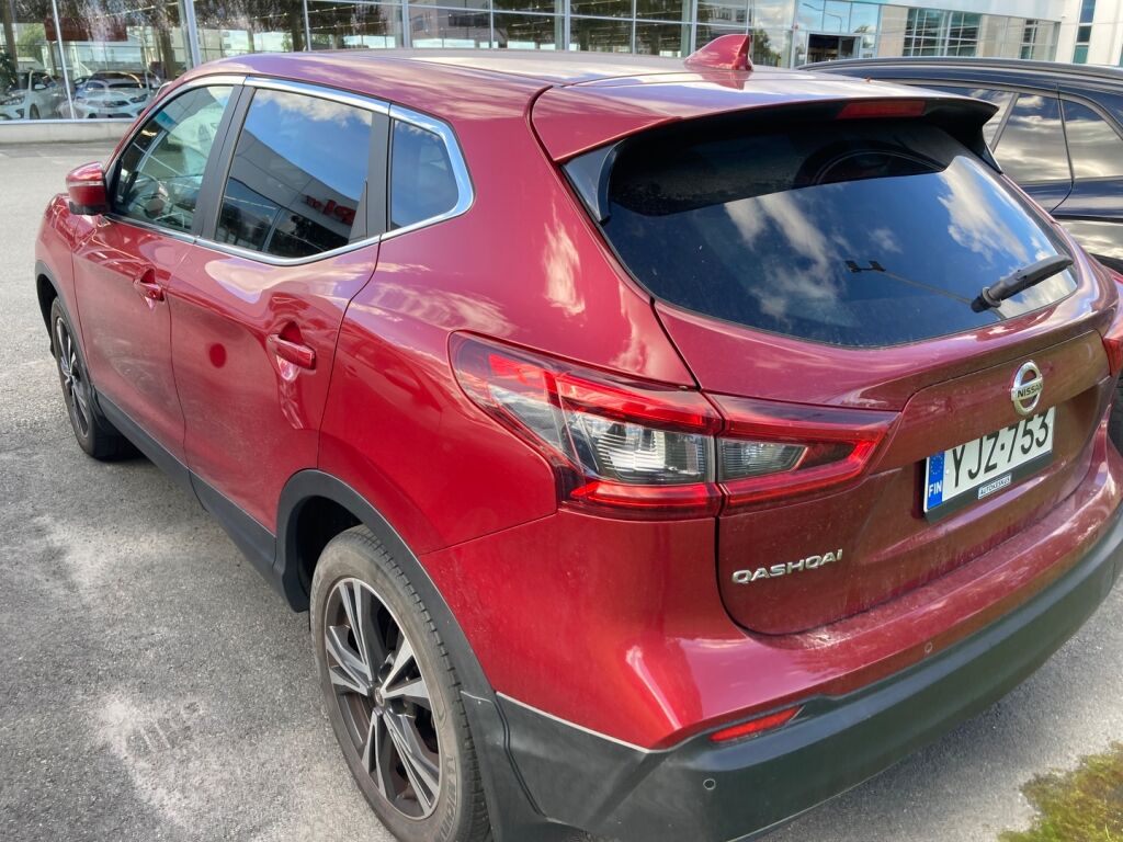 Nissan Qashqai DIG-T 115 N-Connecta LED 2018, photo 4/21