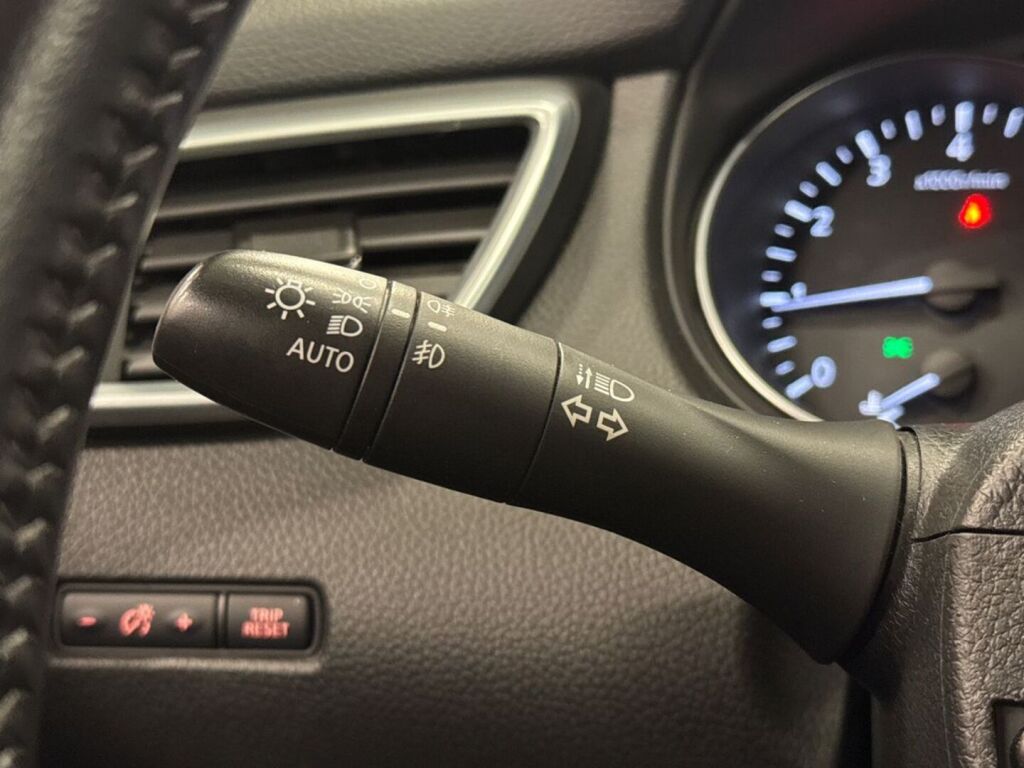 Nissan Qashqai 2018 Musta