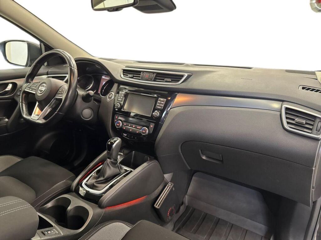Nissan Qashqai 2018 Musta
