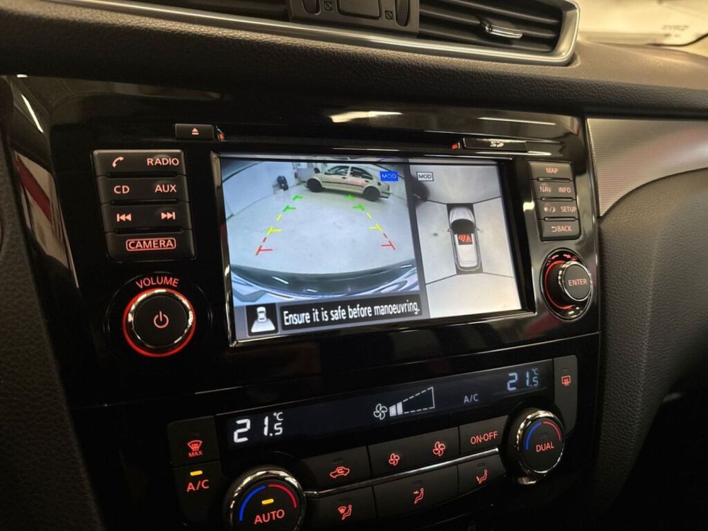 Nissan Qashqai 2018 Musta