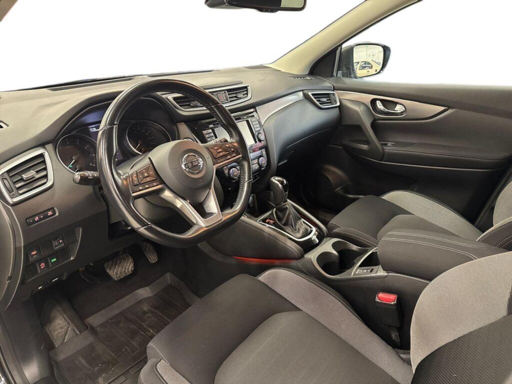 Nissan Qashqai 2018 Musta