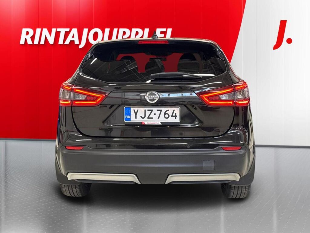 Nissan Qashqai 2018 Musta