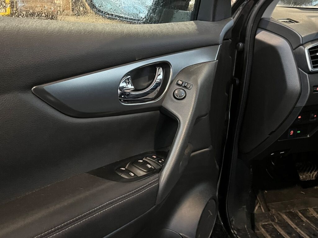 Nissan Qashqai 2018 Musta