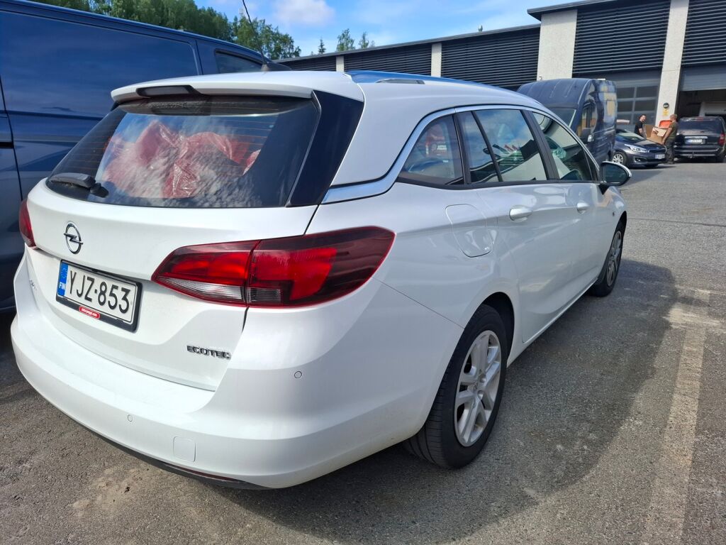 Opel Astra 2018 Valkoinen