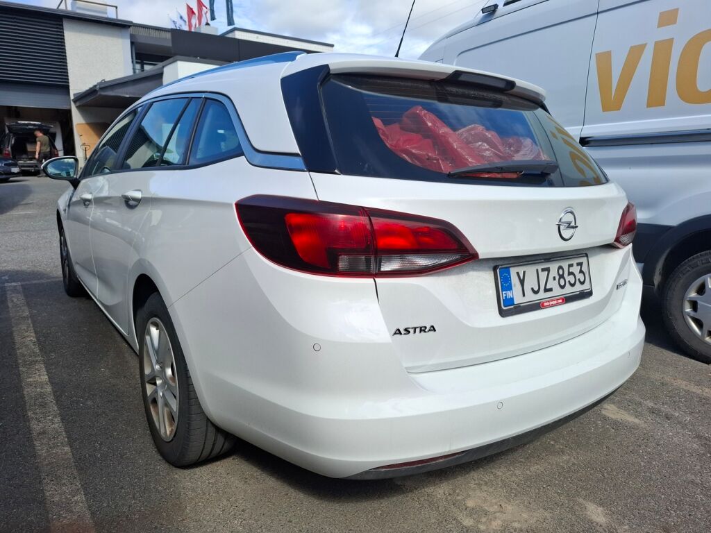 Opel Astra 2018 Valkoinen