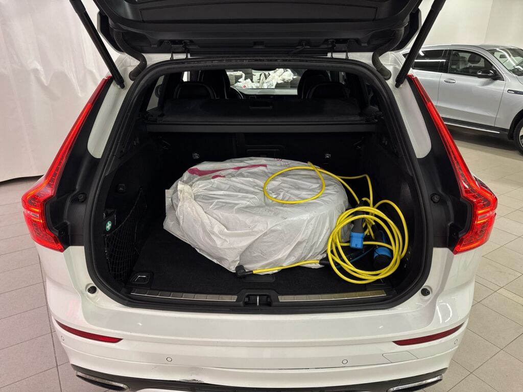 Volvo XC60 2018 Valkoinen