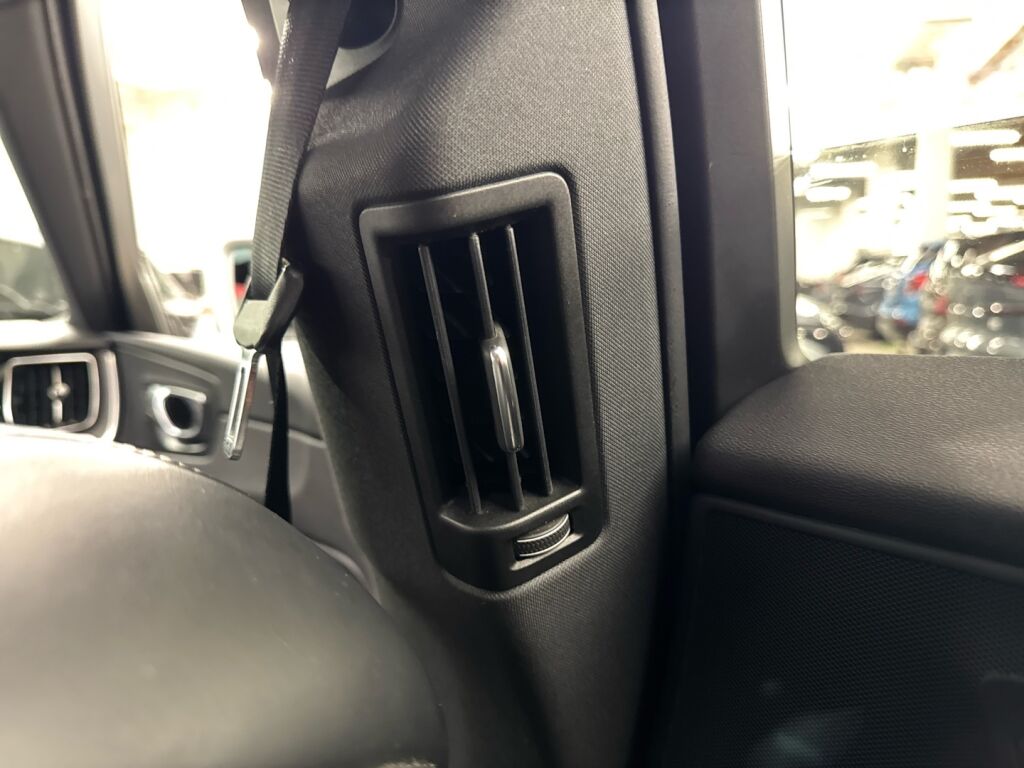 Volvo XC60 2018 Valkoinen