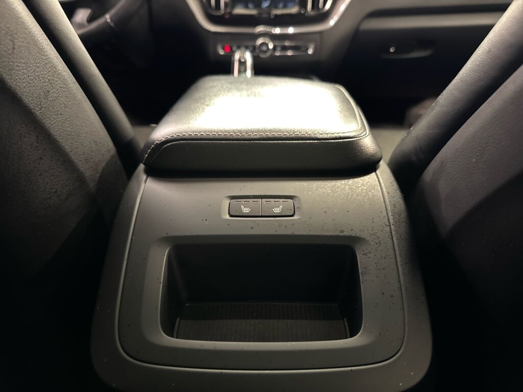 Volvo XC60 2018 Valkoinen