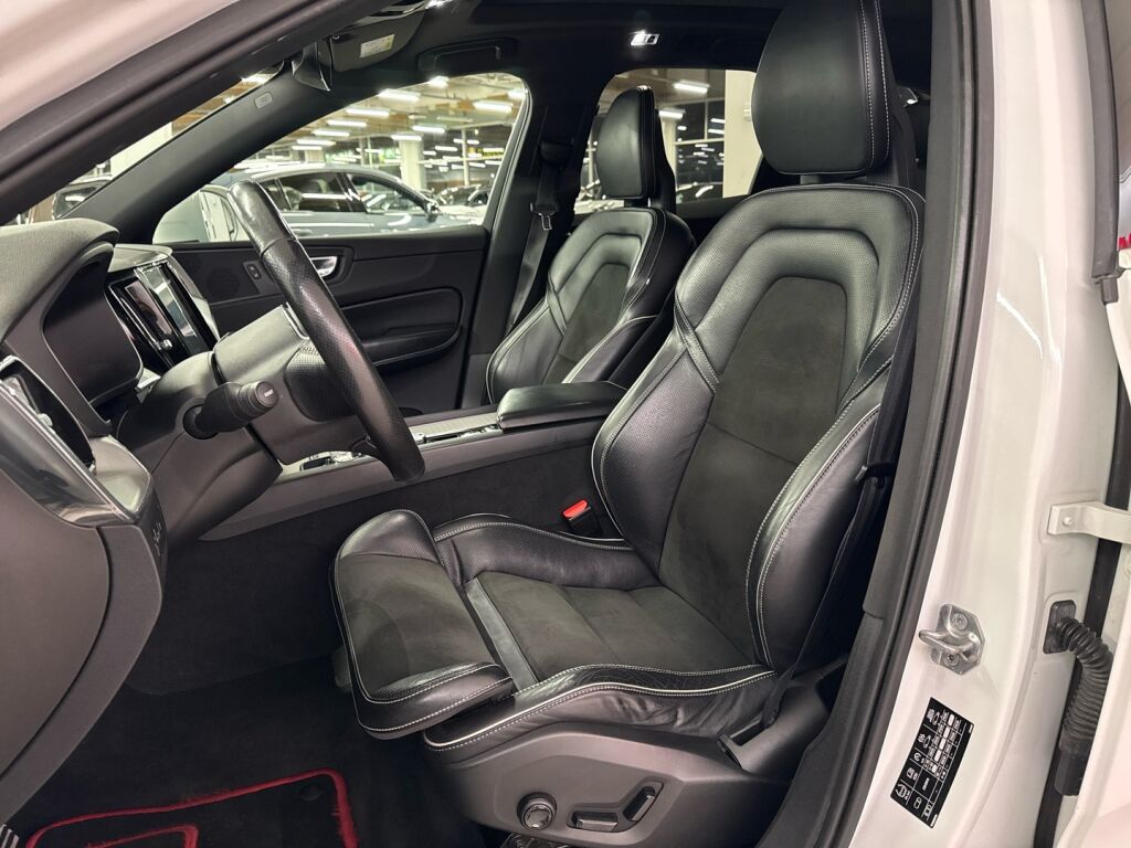 Volvo XC60 2018 Valkoinen