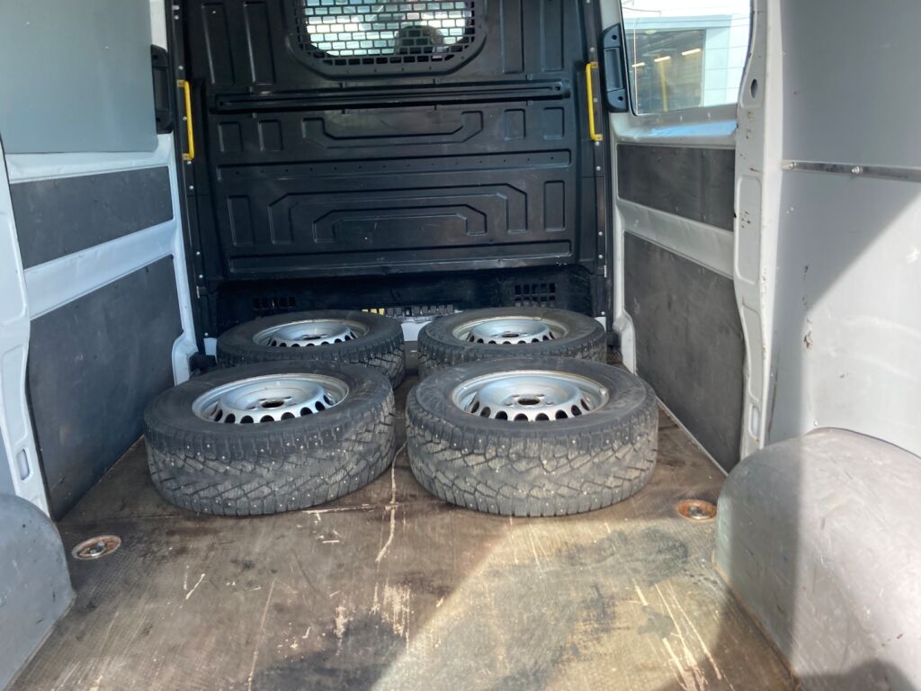 Volkswagen Crafter 2018 Valkoinen