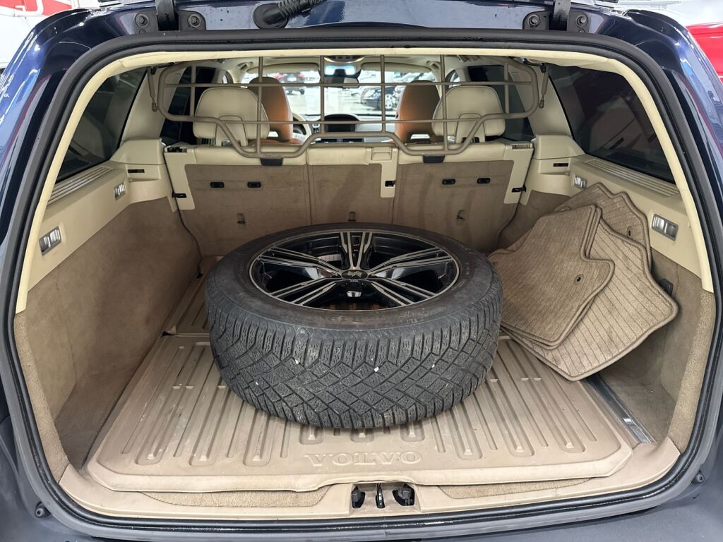 Volvo XC70 2012 Sininen