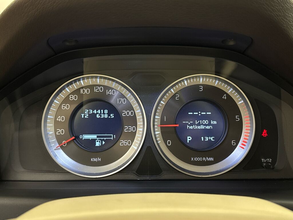 Volvo XC70 2012 Sininen