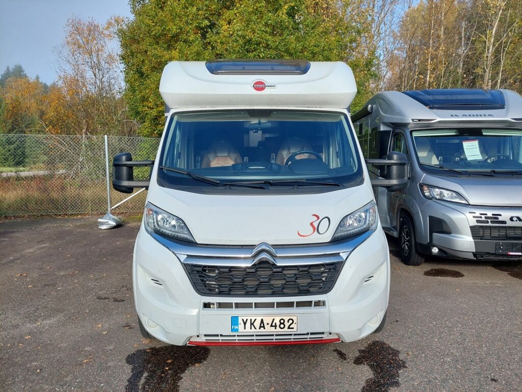 Bürstner Ixeo Time IT 726 G 30 Edition 2018 Valkoinen