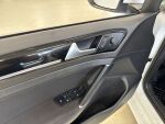 Volkswagen Golf 2018 Valkoinen