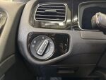 Volkswagen Golf 2018 Valkoinen