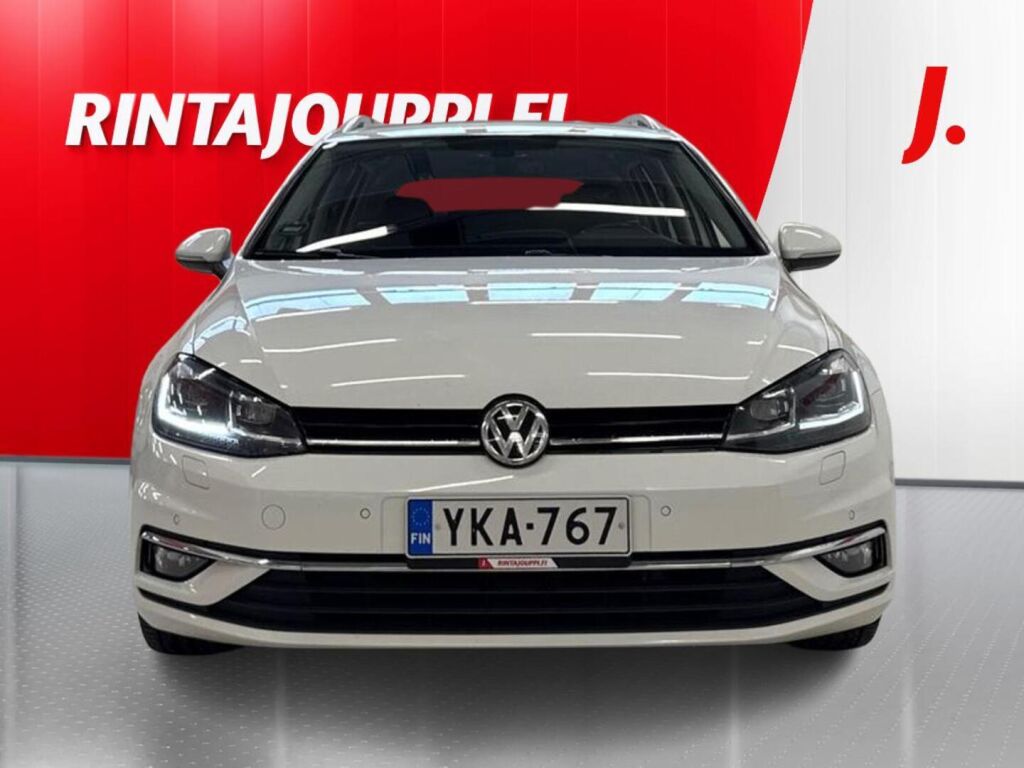 Volkswagen Golf 2018 Valkoinen