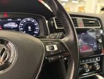 Volkswagen Golf 2018 Valkoinen