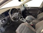 Volkswagen Golf 2018 Valkoinen