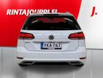 Volkswagen Golf 2018 Valkoinen