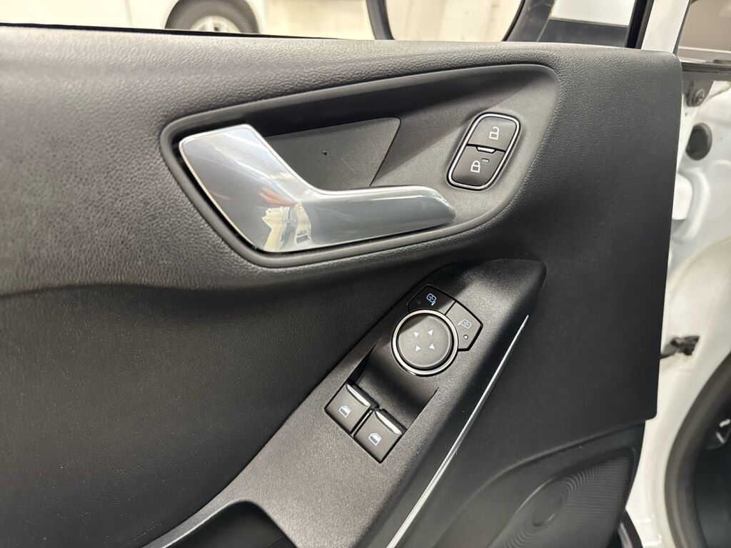 Ford Fiesta 2018 Valkoinen