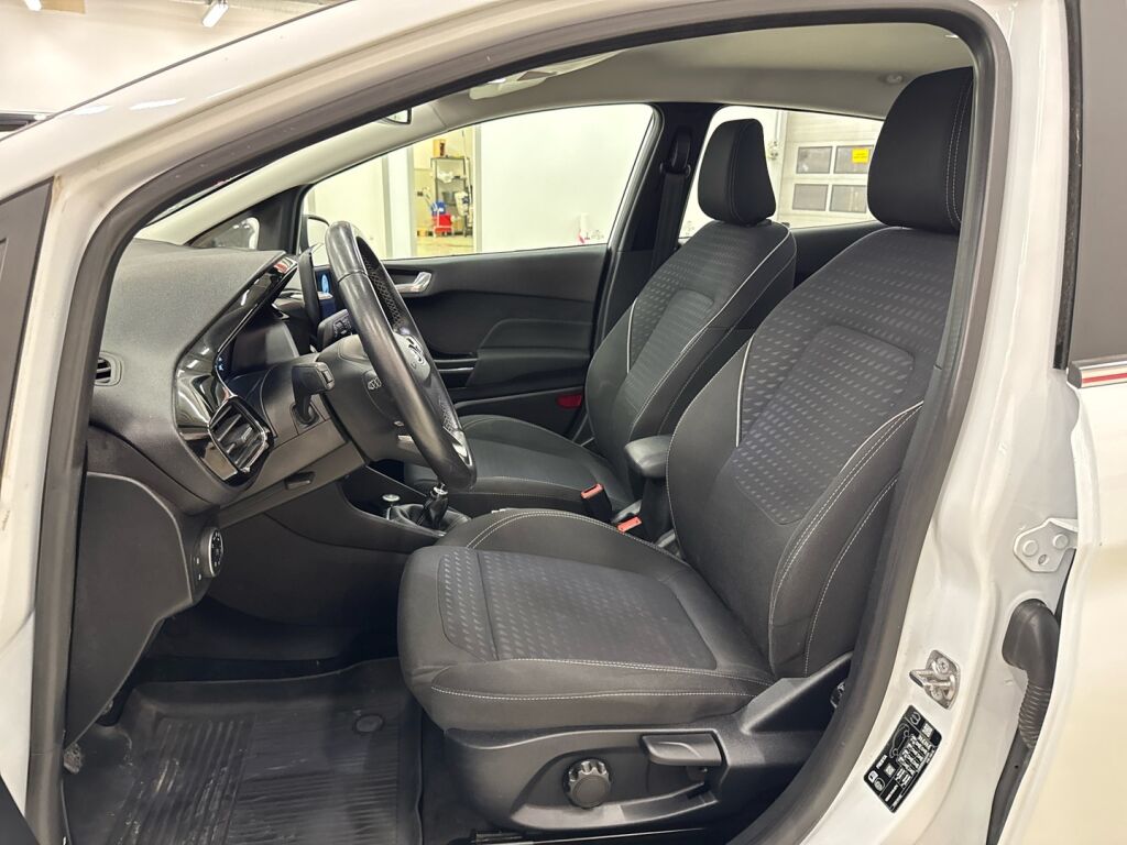 Ford Fiesta 2018 Valkoinen