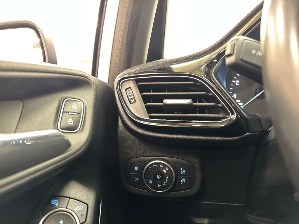 Ford Fiesta 2018 Valkoinen