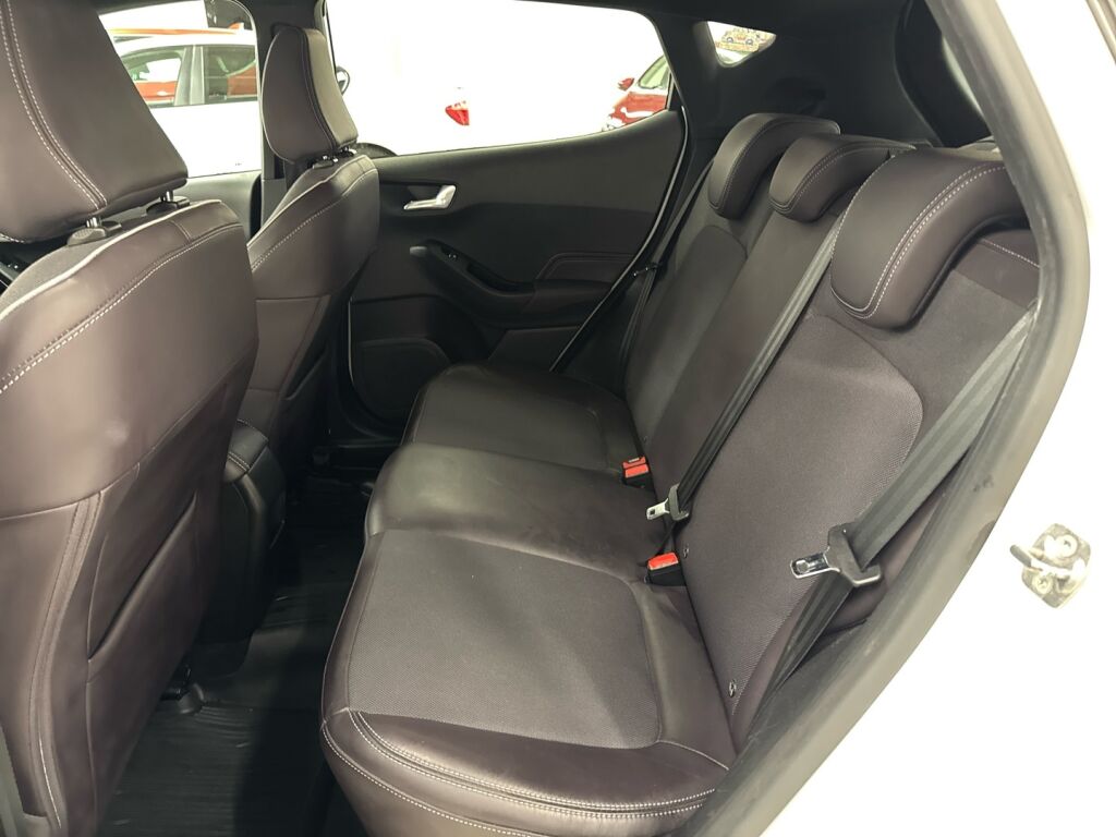 Ford Fiesta 2018 Valkoinen