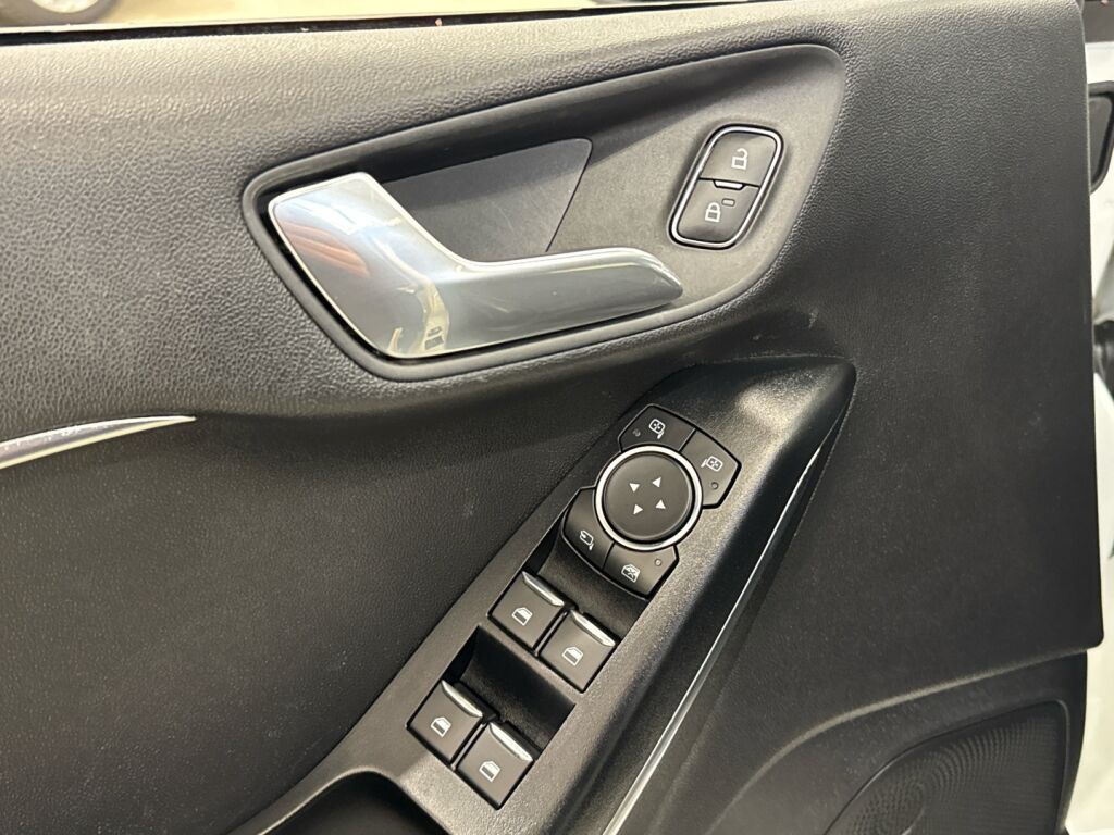 Ford Fiesta 2018 Valkoinen