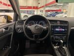 Volkswagen Golf 2018 Keltainen