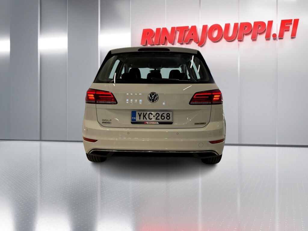 Volkswagen Golf Sportsvan 2018 Valkoinen