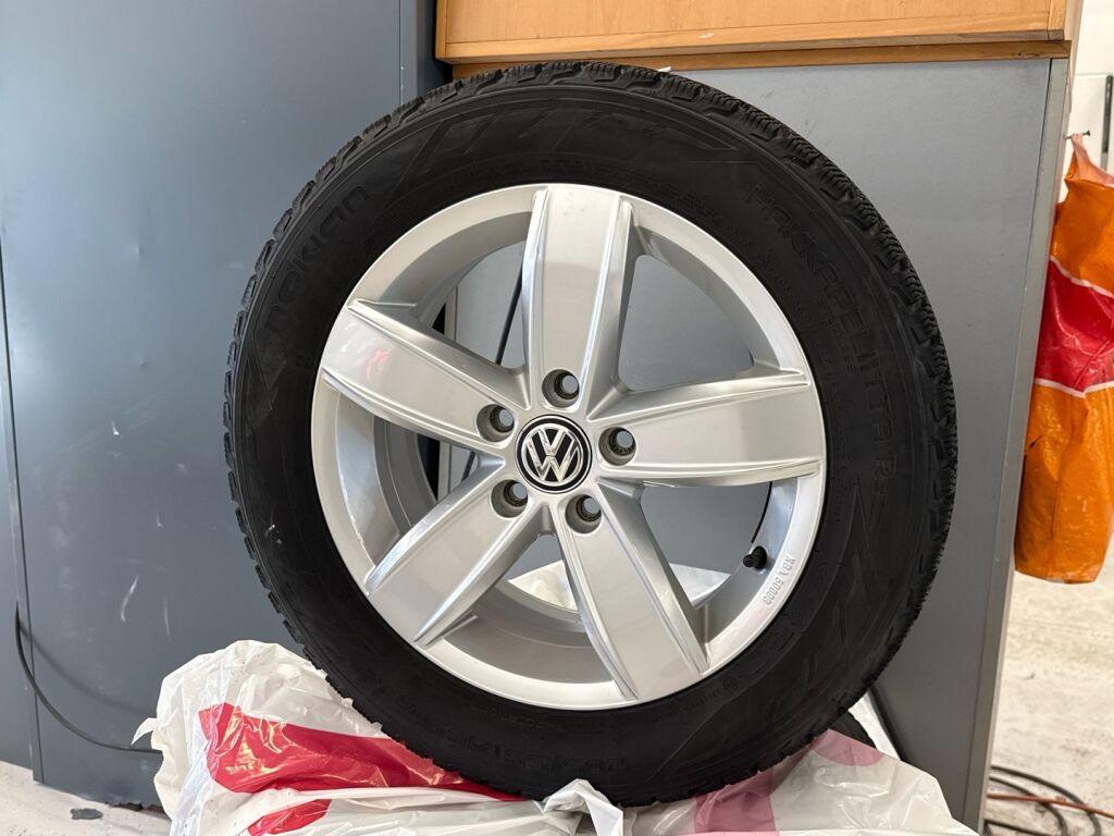 Volkswagen Golf Sportsvan 2018 Valkoinen
