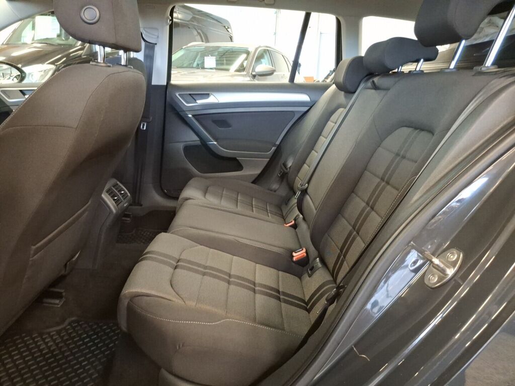 Volkswagen Golf 2015 Harmaa