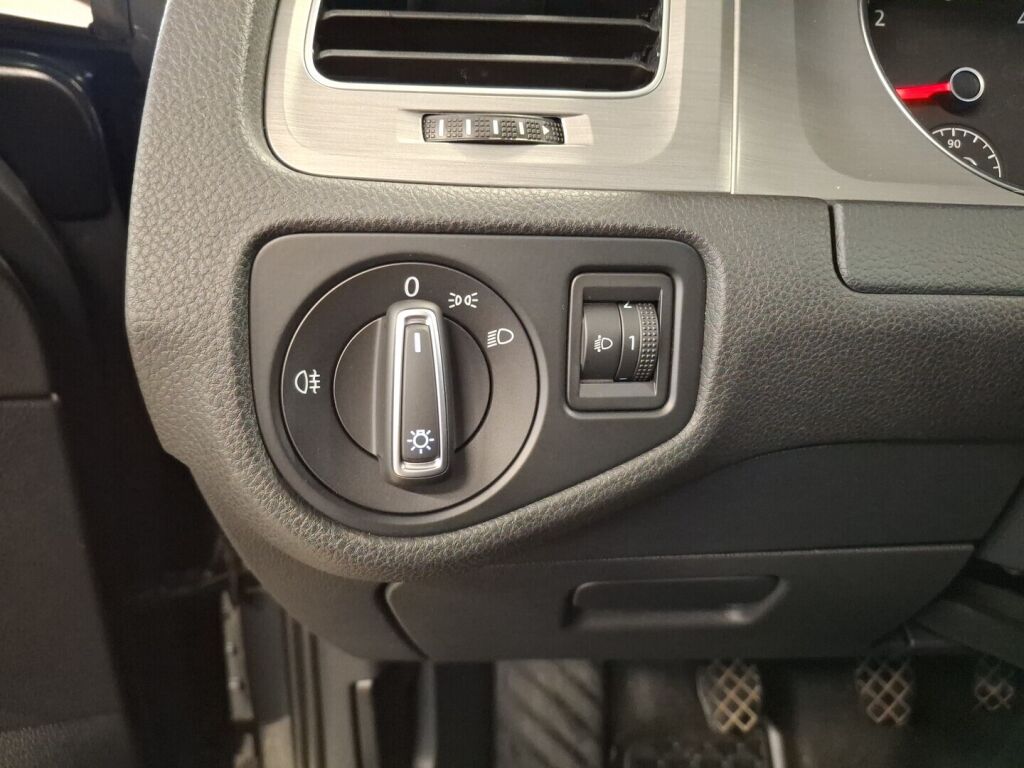 Volkswagen Golf 2015 Harmaa