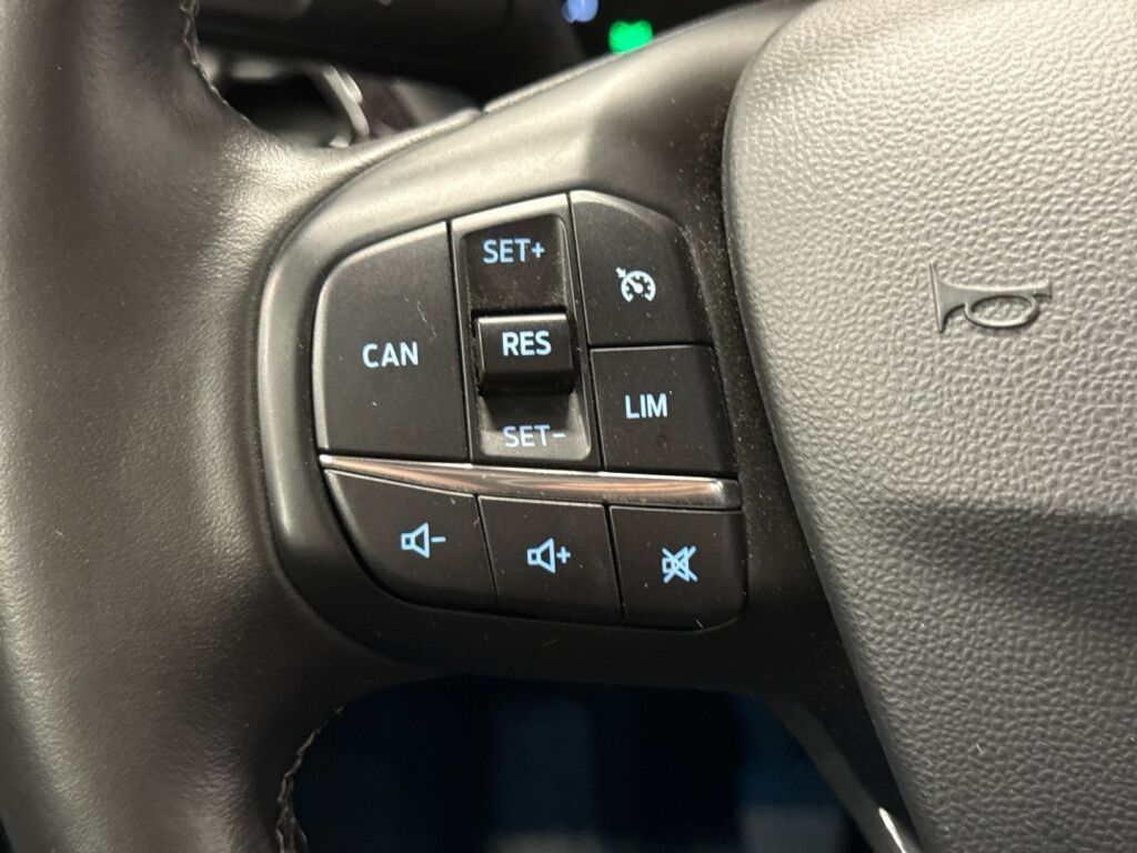 Ford Fiesta 2018 Punainen