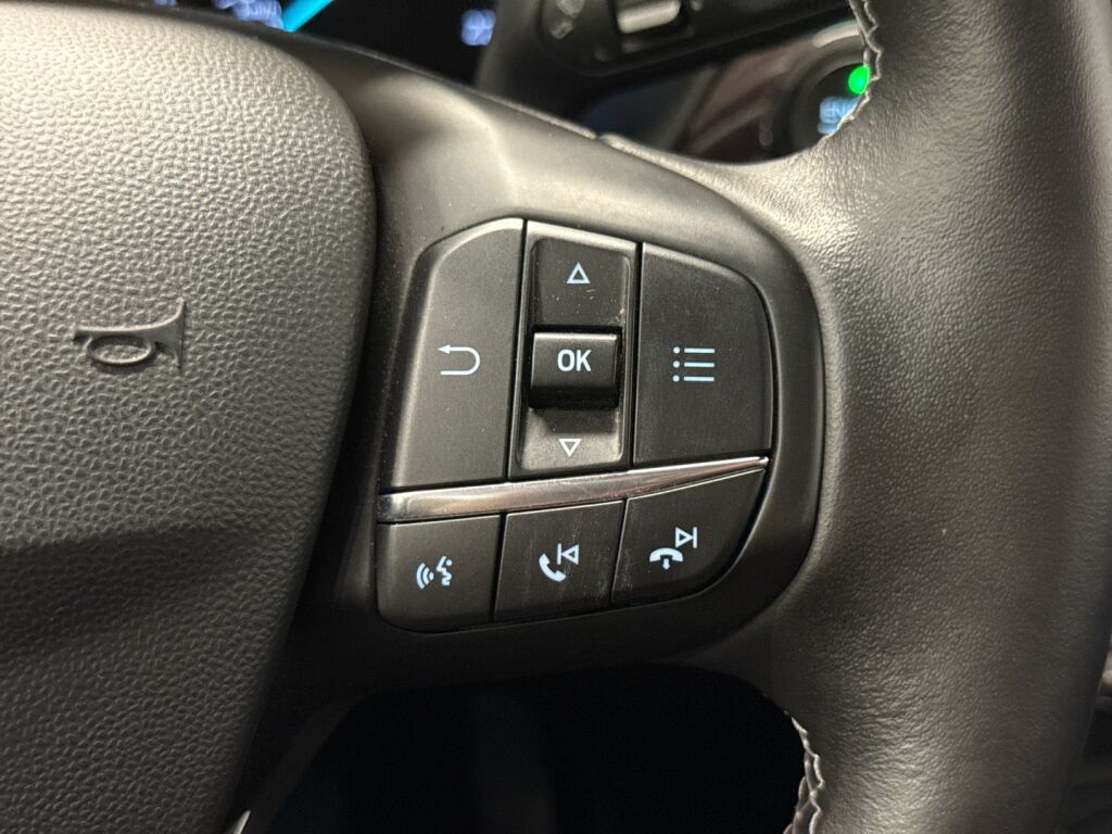 Ford Fiesta 2018 Punainen