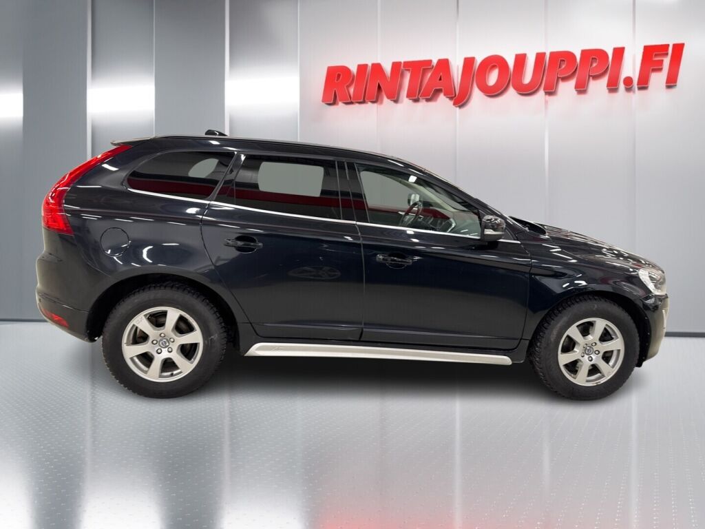 Volvo XC60 2013 Musta